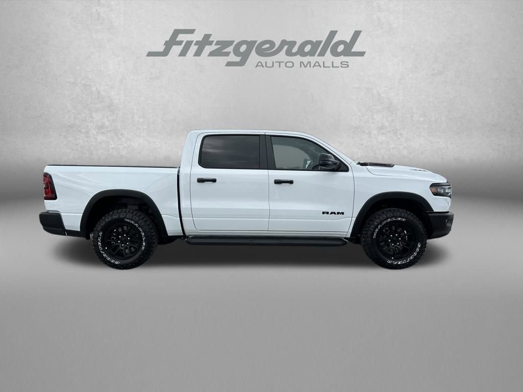 New 2026 RAM 1500 Laramie AWD/4WD image 4