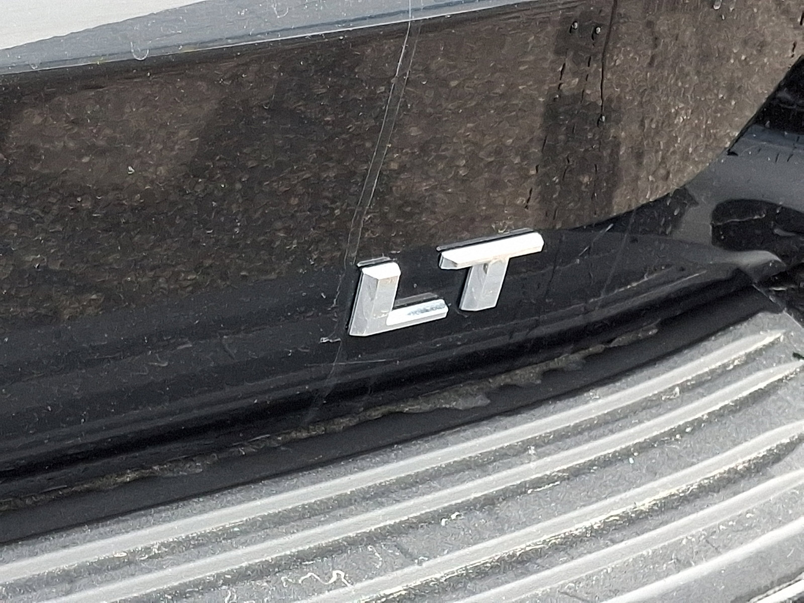 Certified 2024 Chevrolet Suburban LT image 32