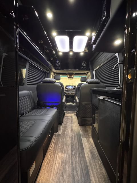 New 2025 Mercedes-Benz Sprinter 2500 image 68