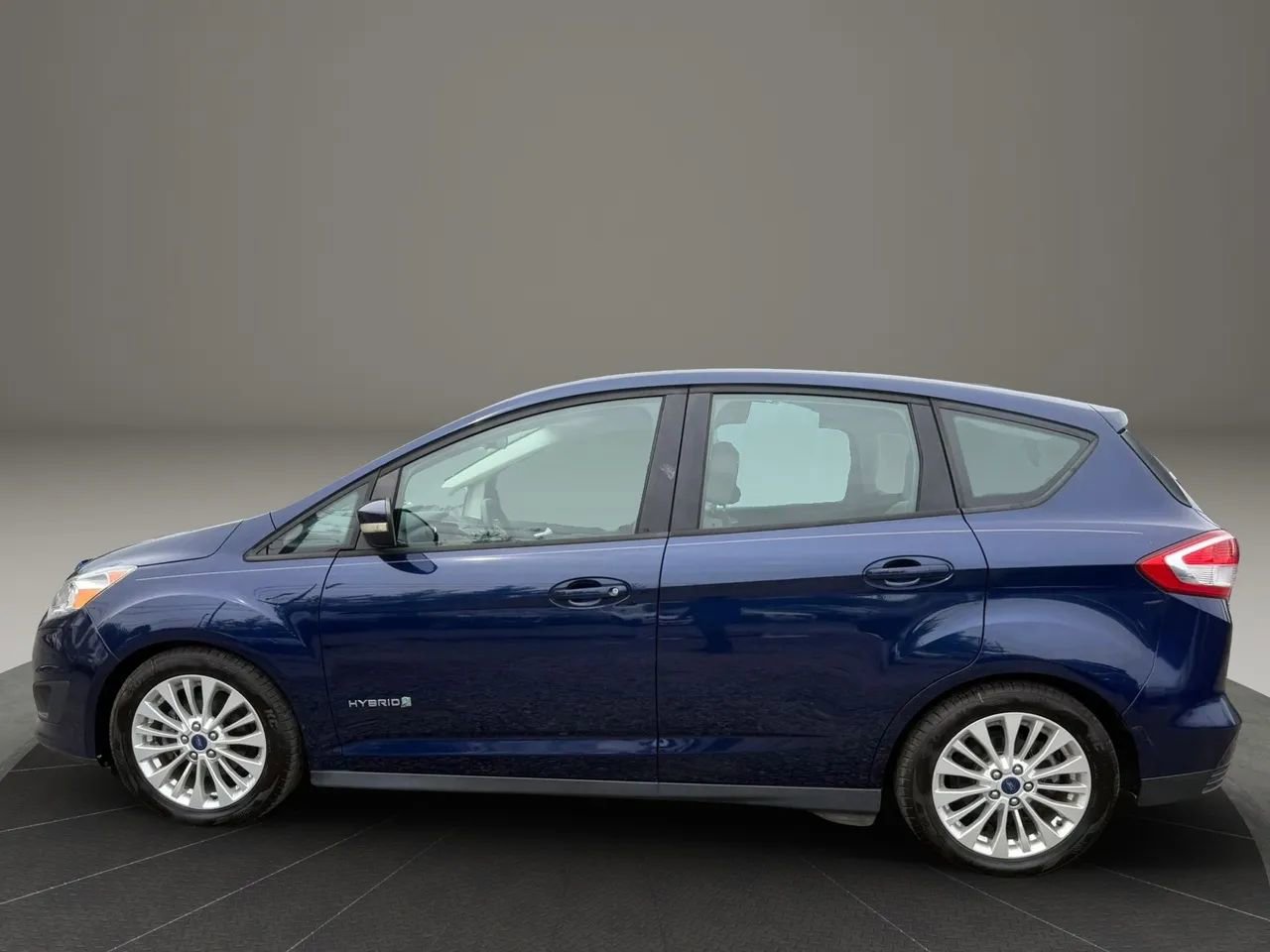Used 2017 Ford C-MAX SE FWD image 8