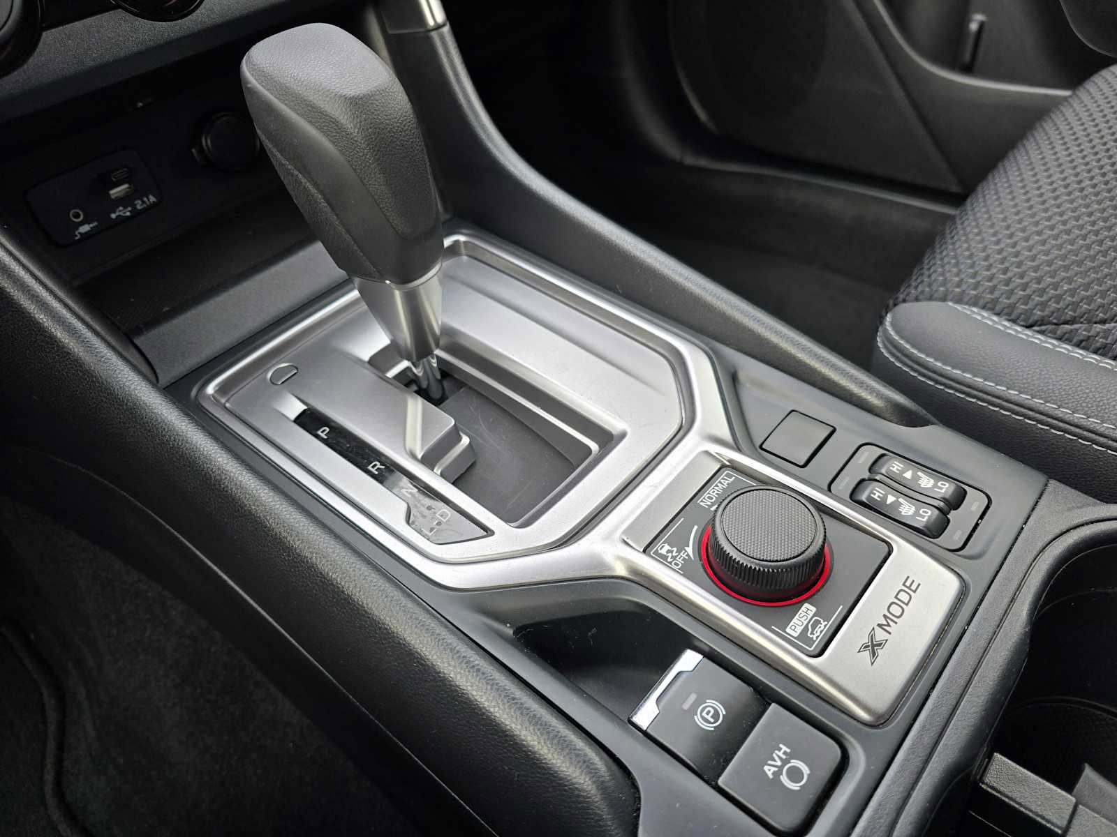 Used 2023 Subaru Forester Premium image 38