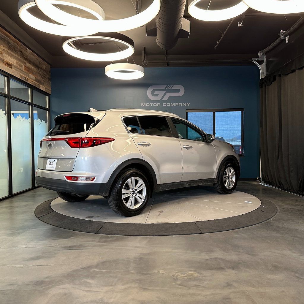 Used 2019 Kia Sportage LX w/ LX Popular Package AWD/4WD image 3