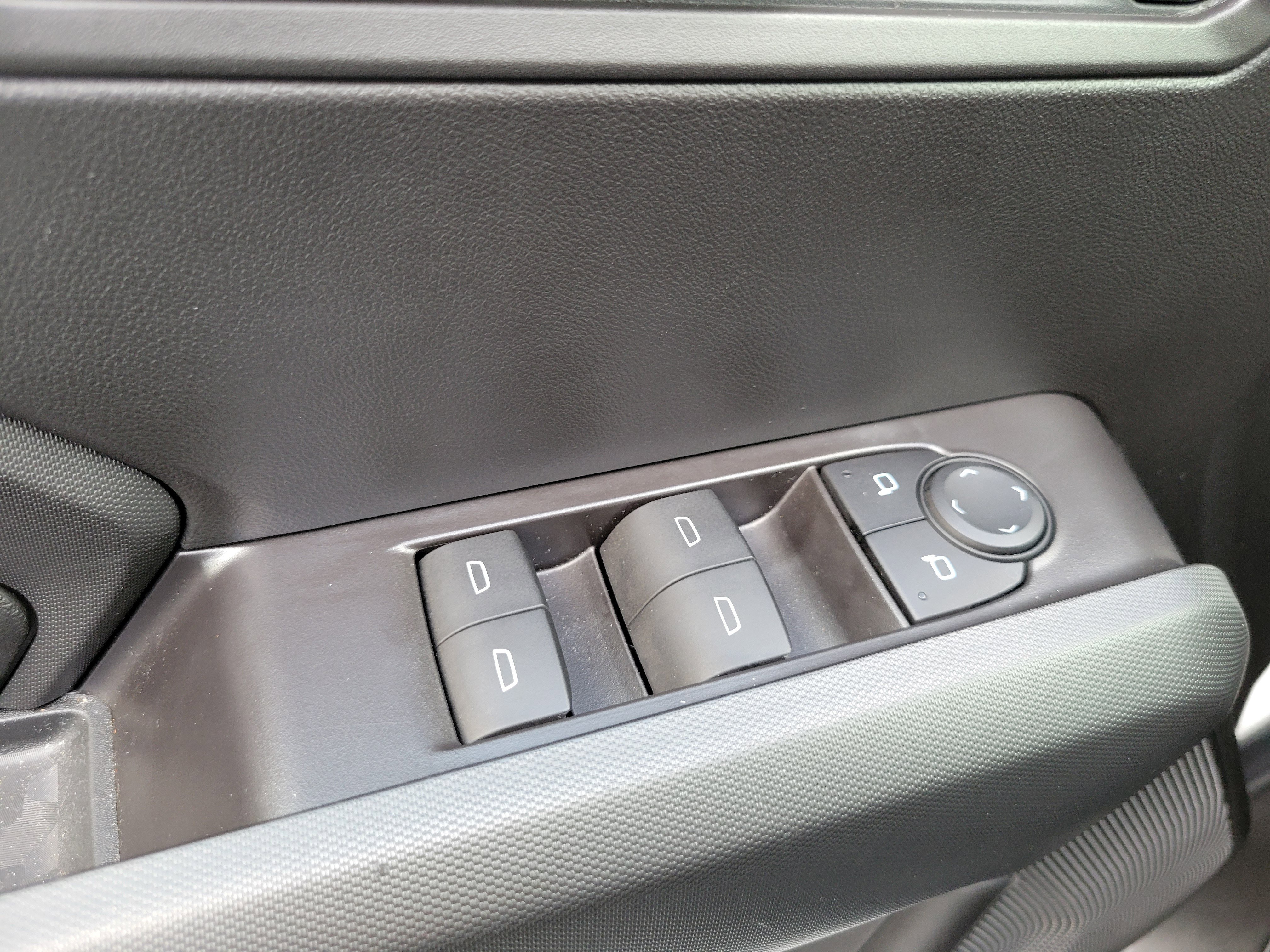 Used 2025 Chevrolet Colorado W/T w/ WT Custom Package image 23