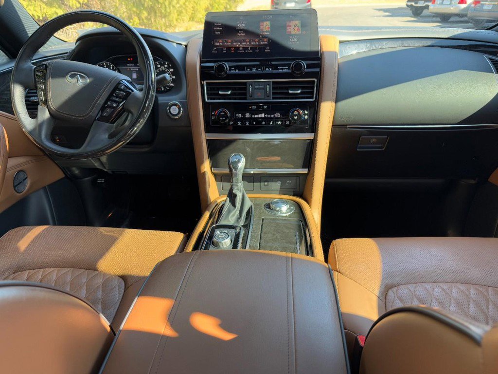 Used 2023 INFINITI QX80 Sensory w/ All-Season Package image 13