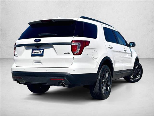 Used 2017 Ford Explorer XLT w/ Equipment Group 202A AWD/4WD video 2