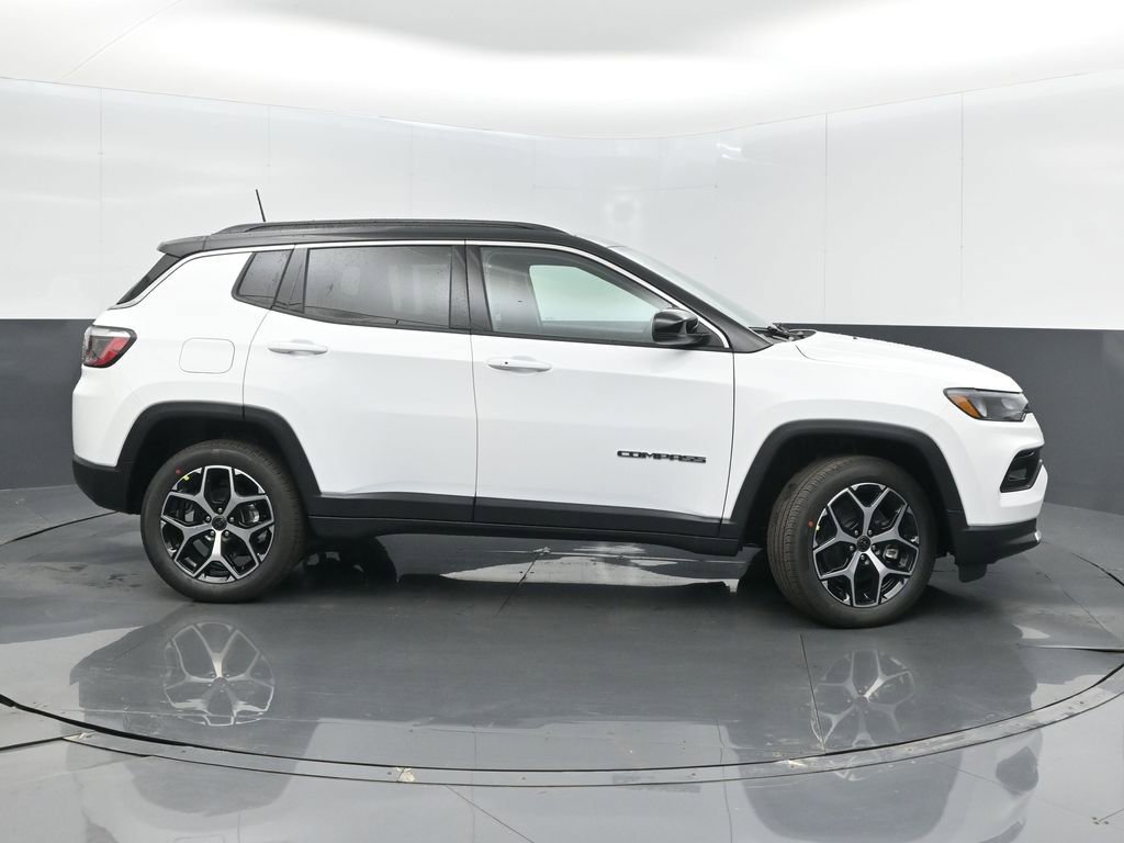 New 2026 Jeep Compass Limited image 8