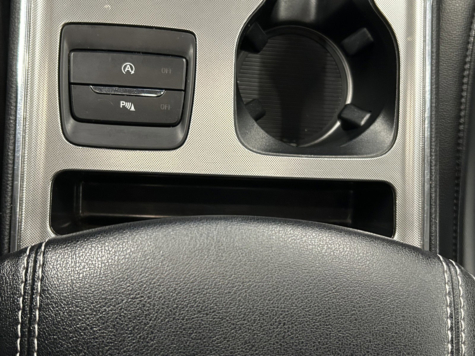 Used 2022 Ford Edge Titanium image 38