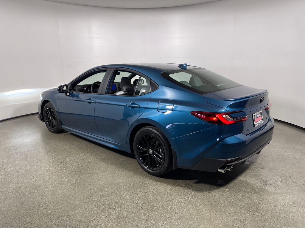 New 2026 Toyota Camry SE FWD image 5