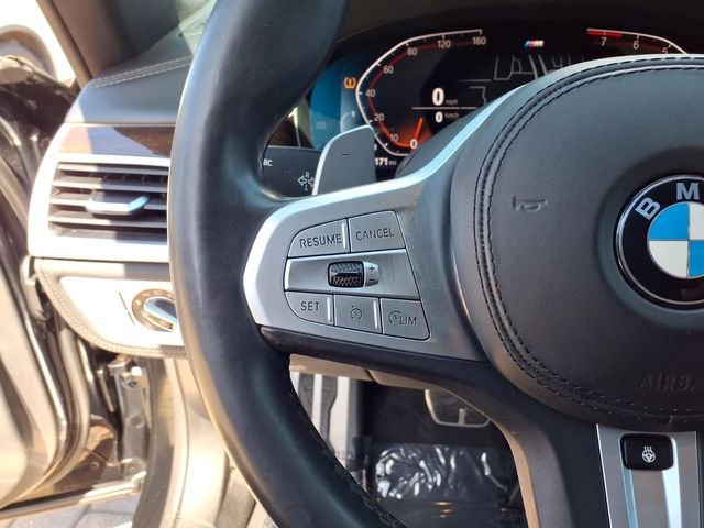 Used 2020 BMW 740i w/ M Sport Package image 12