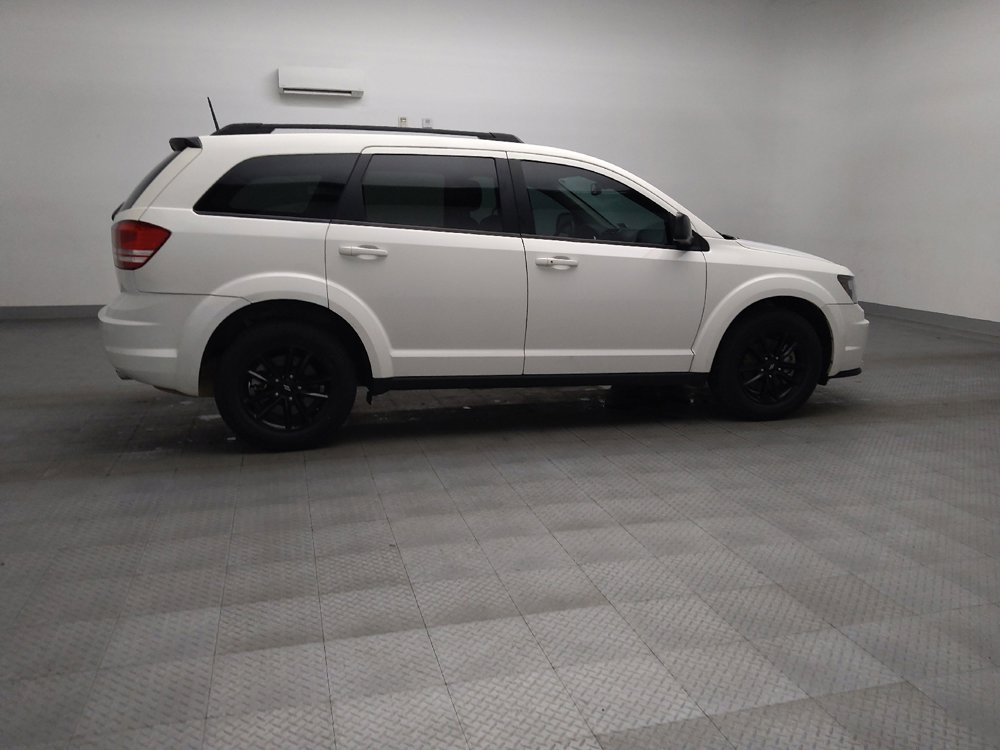 Used 2020 Dodge Journey SE w/ Blacktop Package FWD image 10