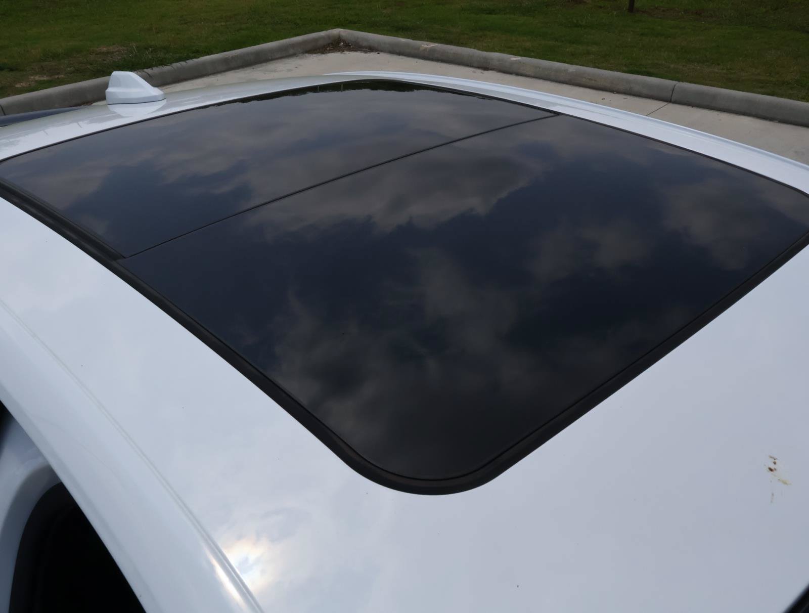 Used 2022 Cadillac CT5 V w/ Premium Package RWD image 13