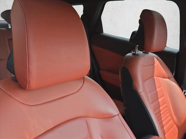 Used 2023 Kia Sportage SX image 22