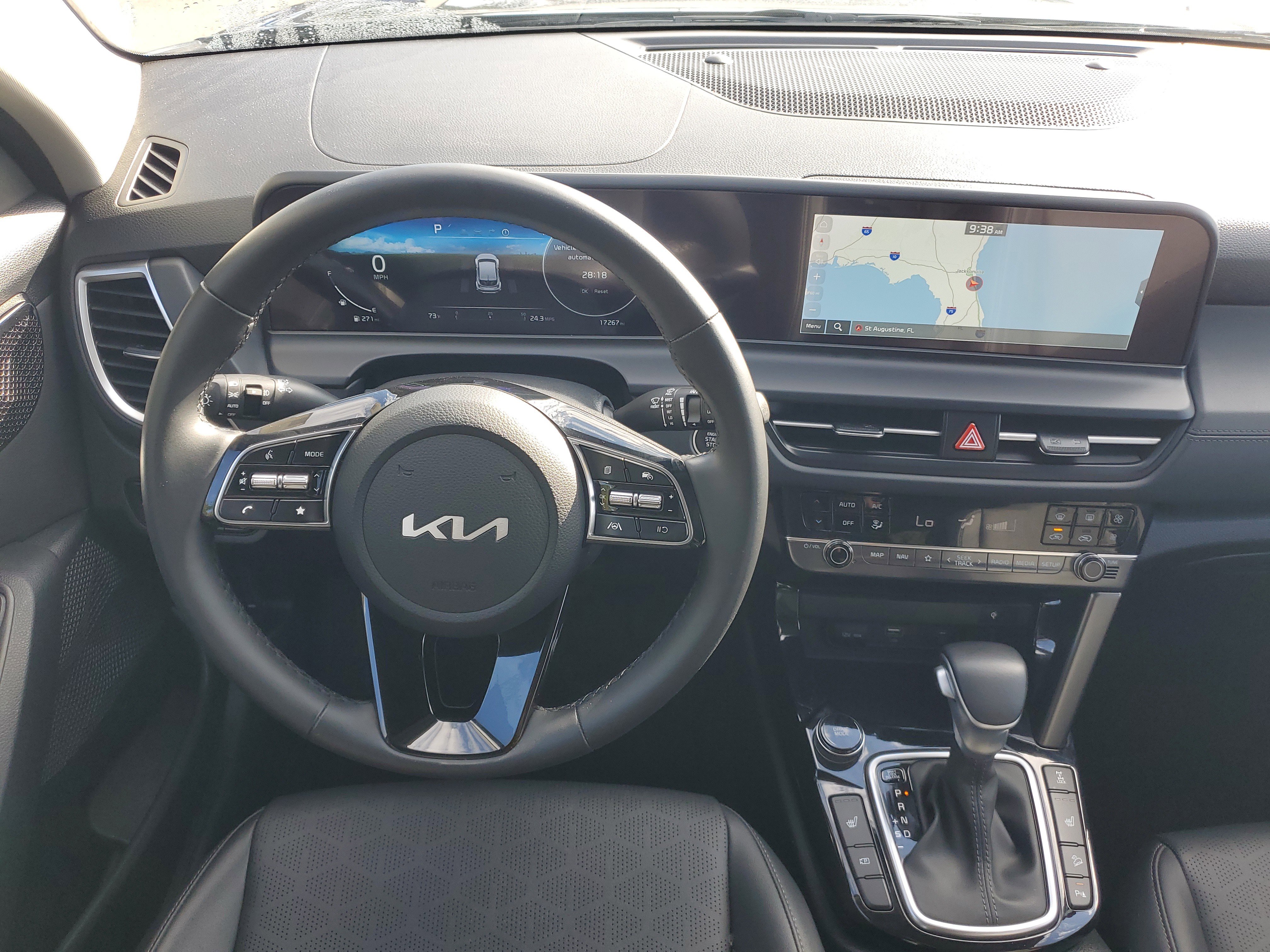 Certified 2025 Kia Seltos EX image 19