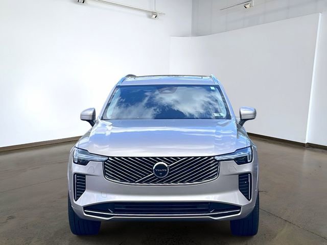 Used 2026 Volvo XC90 B6 Plus w/ Protection Package AWD/4WD image 2