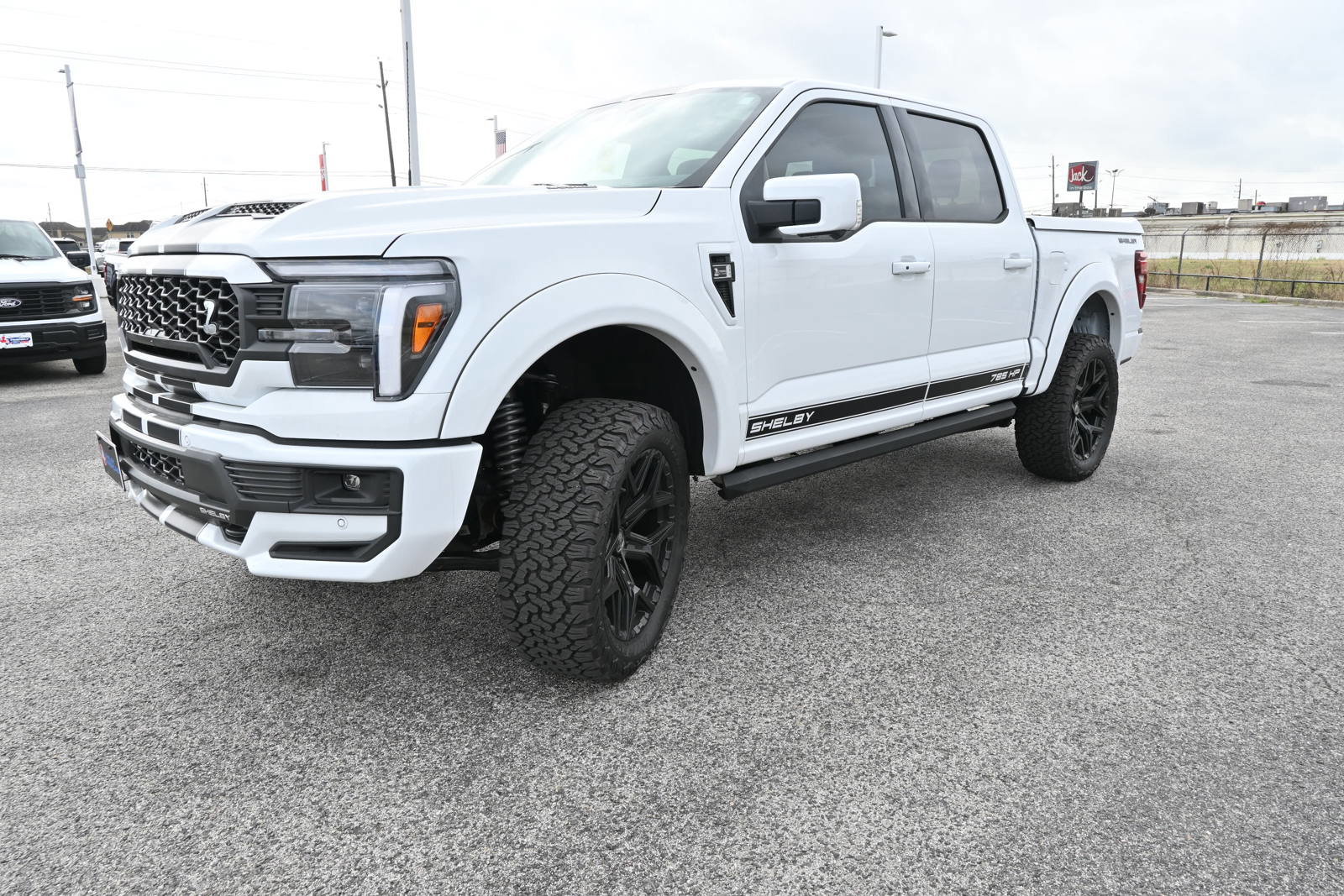 New 2025 Ford F150 Lariat w/ Equipment Group 502A High image 7