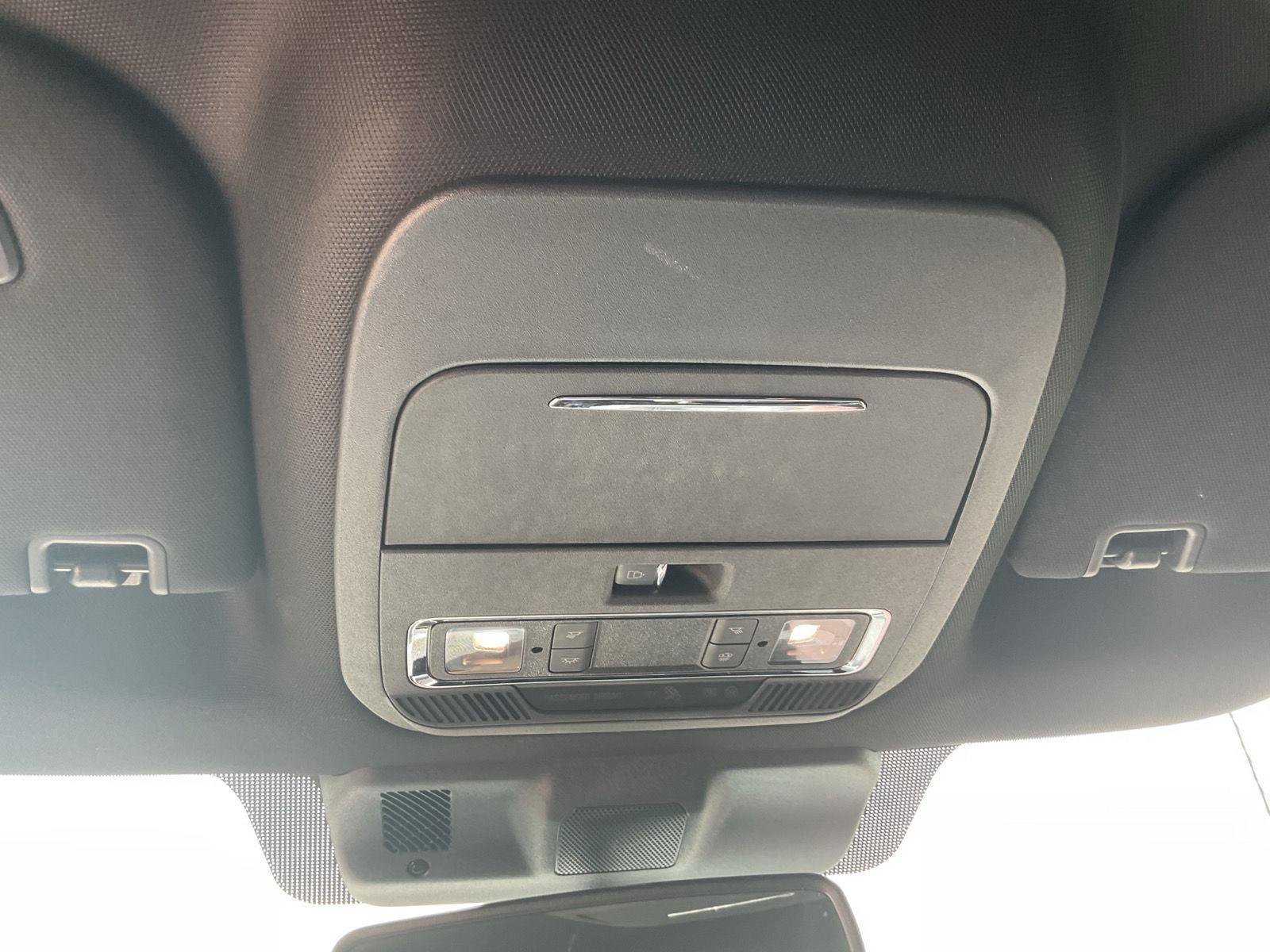 Used 2021 Ford F150 Lariat w/ Equipment Group 502A High image 34