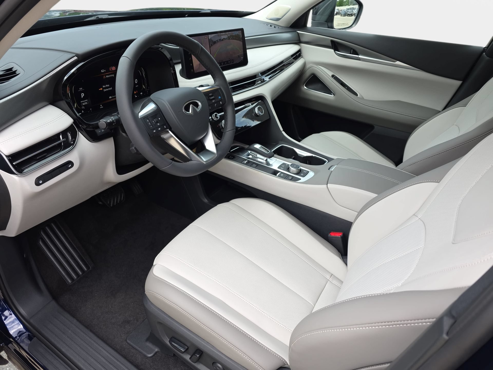 New 2027 INFINITI QX60 Luxe w/ Cargo Package AWD/4WD image 16