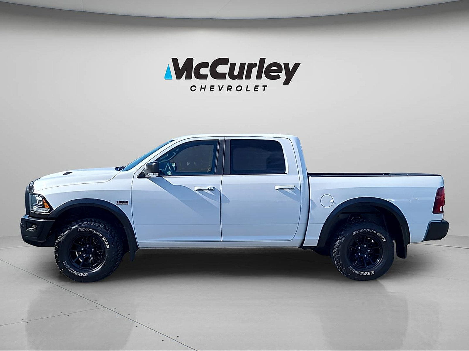 Used 2022 RAM 1500 Warlock AWD/4WD image 4