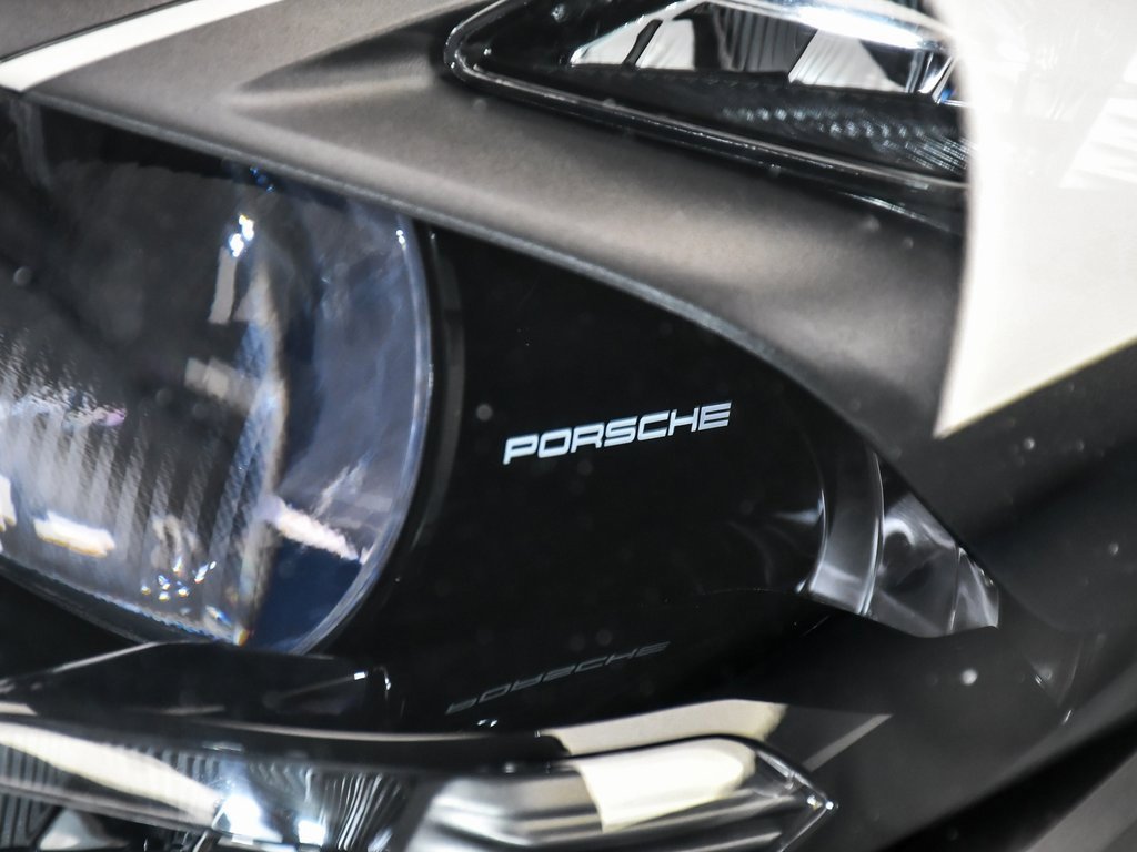 Used 2021 Porsche Cayenne Turbo w/ Assistance Package image 74