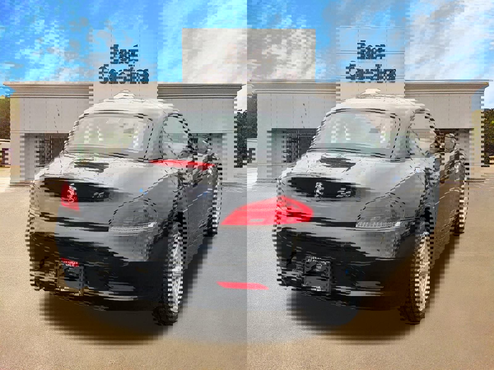 Used 2016 BMW Z4 sDrive28i image 3