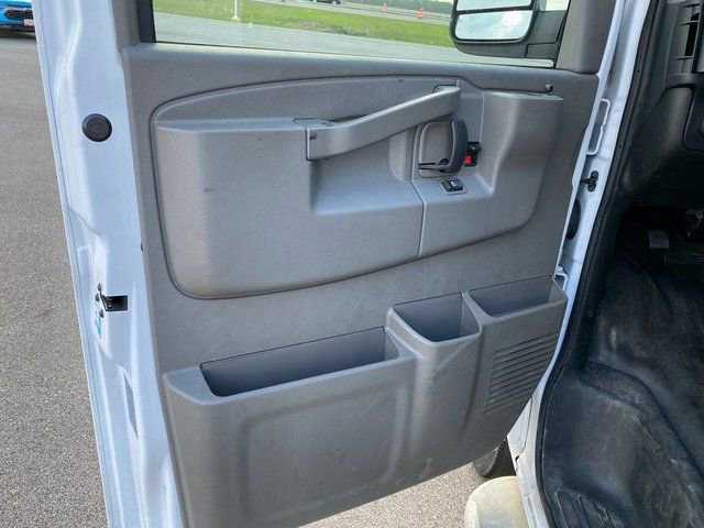 Certified 2023 Chevrolet Express 2500 w/ Driver Convenience Package image 15