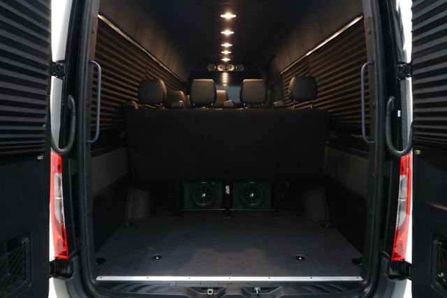 Used 2022 Mercedes-Benz Sprinter 2500 image 54