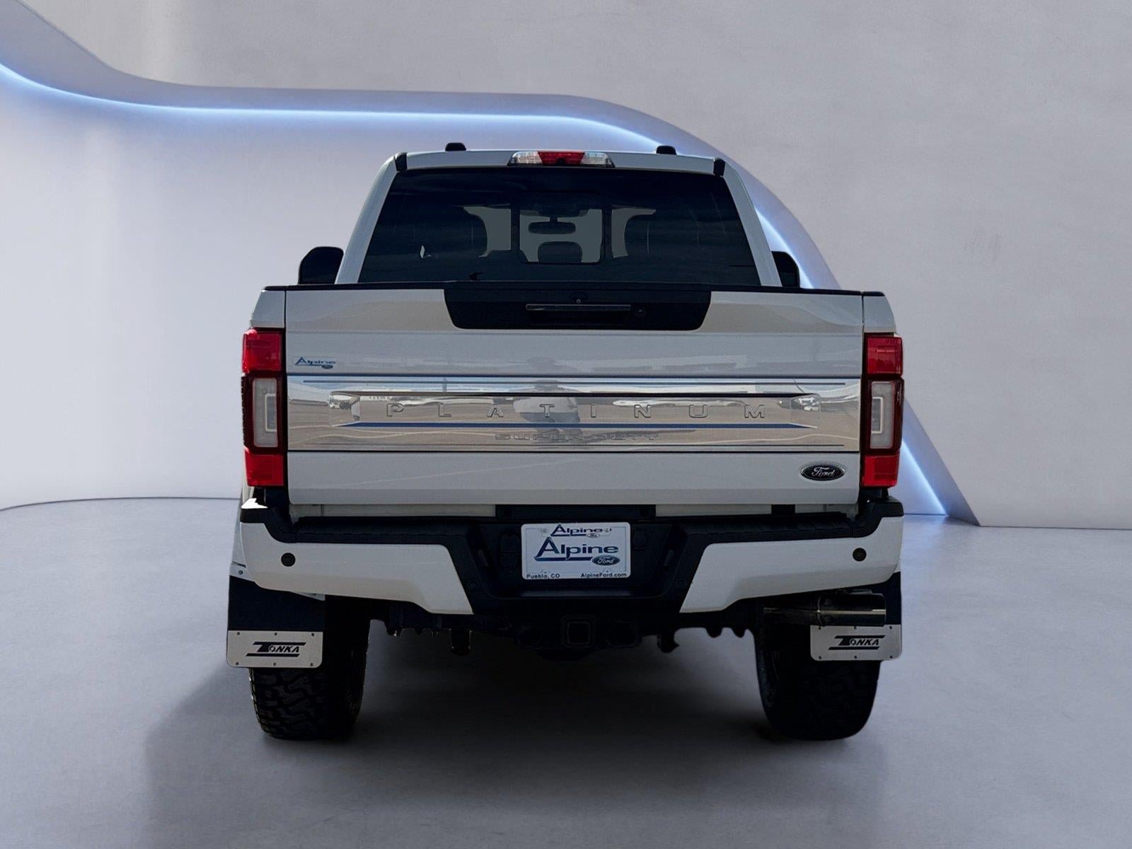Used 2022 Ford F350 Limited w/ FX4 Off-Road Package AWD/4WD image 4
