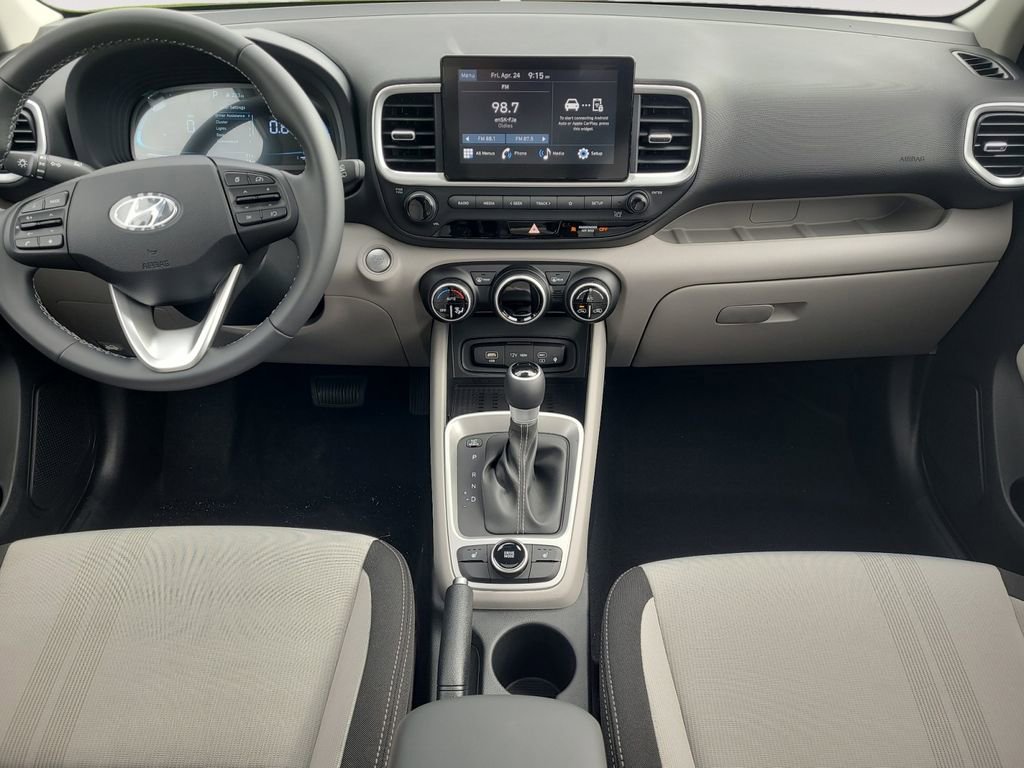 New 2026 Hyundai Venue SEL FWD image 10