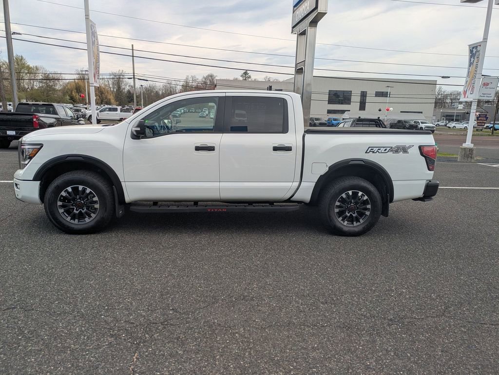Used 2023 Nissan Titan PRO-4X w/ Pro-4x Convenience Package image 8