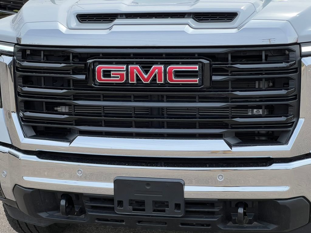 Certified 2025 GMC Sierra 3500 Pro w/ 1SA Pro Safety Plus Package image 37