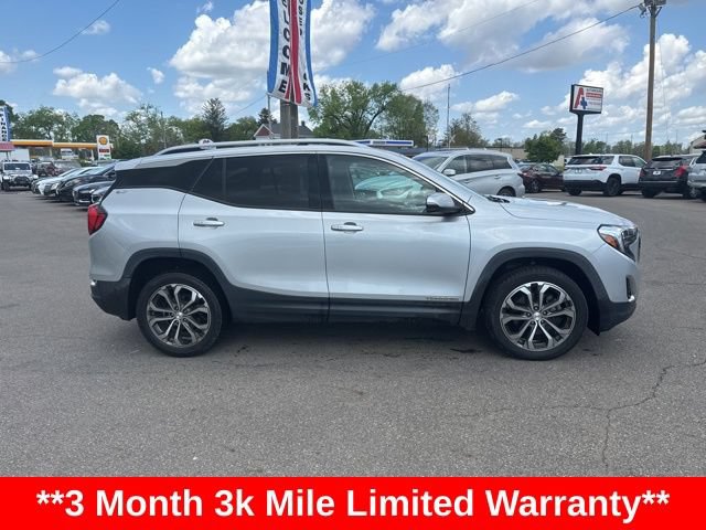 Used 2019 GMC Terrain SLT w/ Preferred Package AWD/4WD image 2