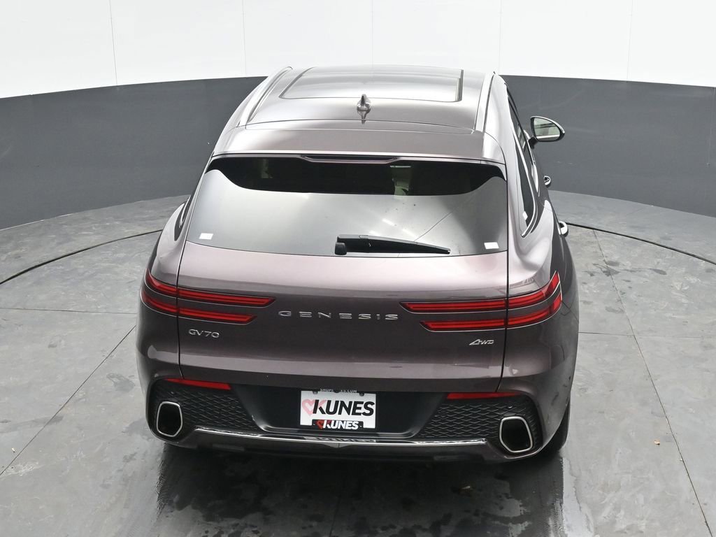 Used 2023 Genesis GV70 2.5T w/ Advanced Package image 35