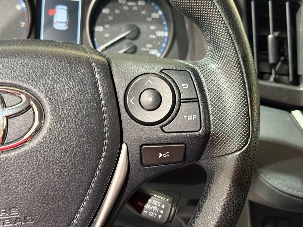 Used 2017 Toyota RAV4 LE w/ Carpet Mat Package AWD/4WD image 23