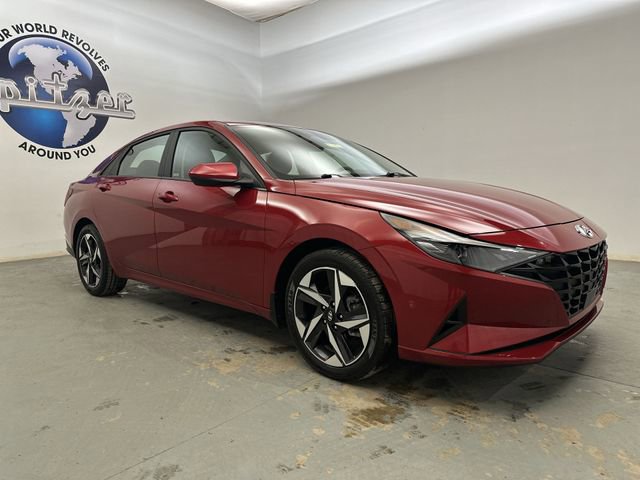 Used 2023 Hyundai Elantra SEL w/ Convenience Package FWD image 13