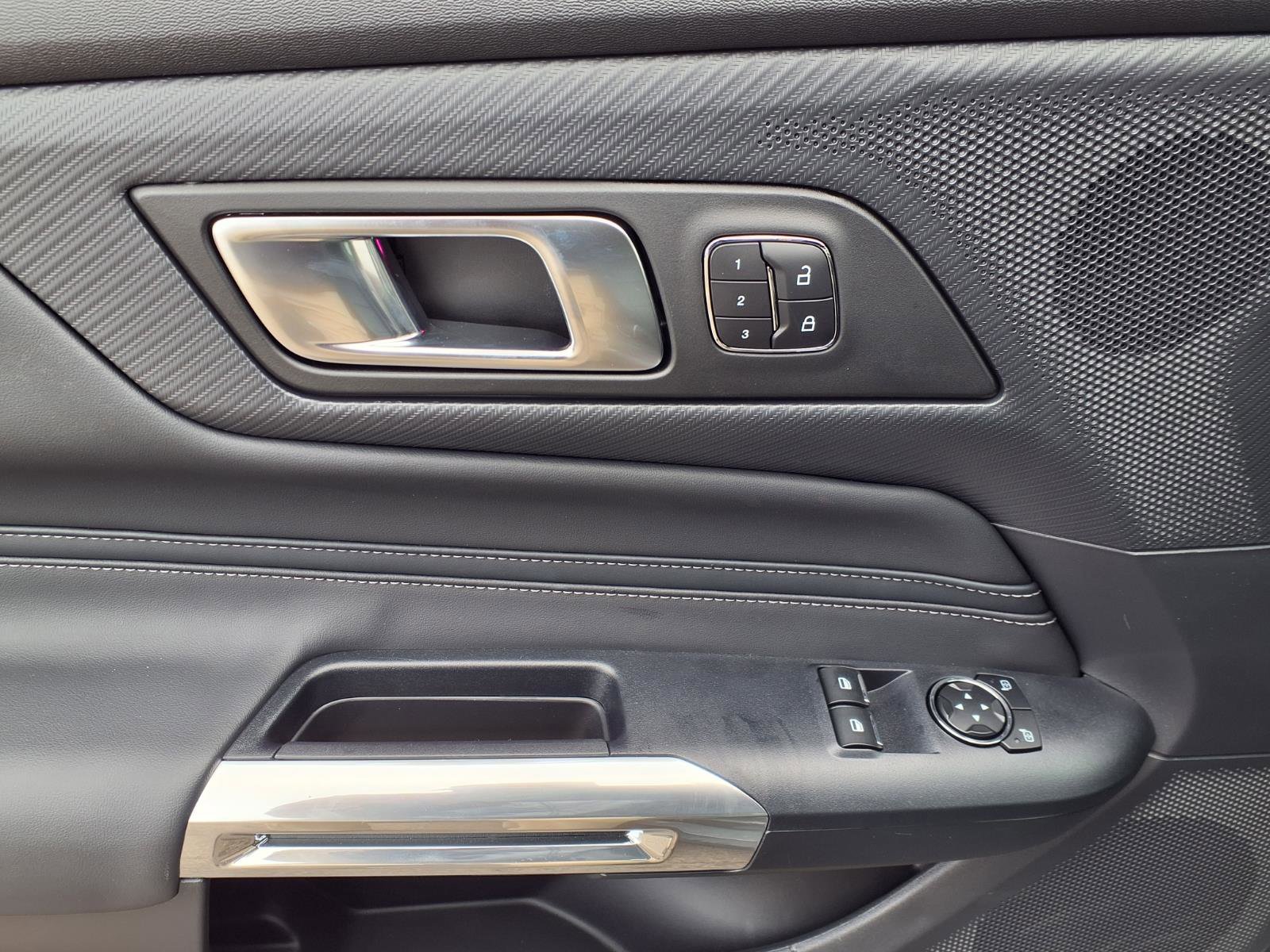 Certified 2025 Ford Mustang GT Premium image 12