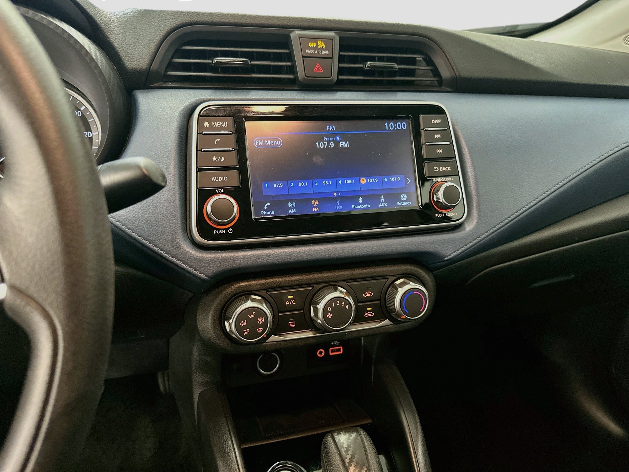 Used 2025 Nissan Versa SV FWD image 25