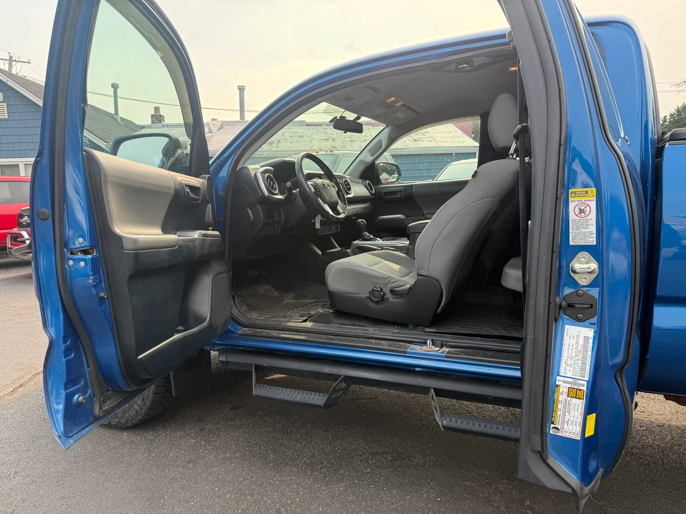 Used 2016 Toyota Tacoma SR5 w/ Towing Package AWD/4WD image 18