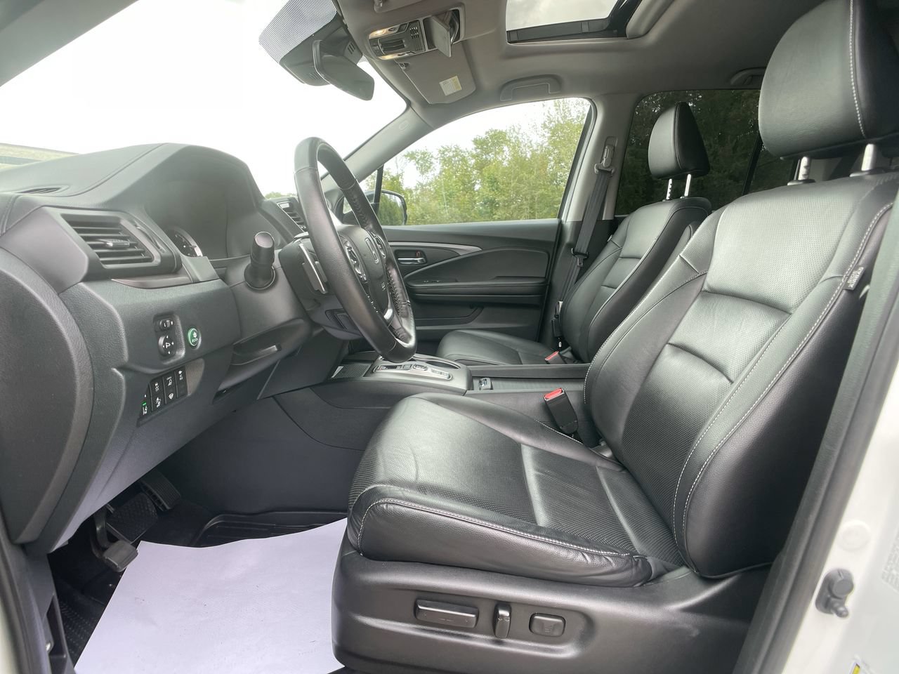 Used 2023 Honda Ridgeline RTL-E image 12