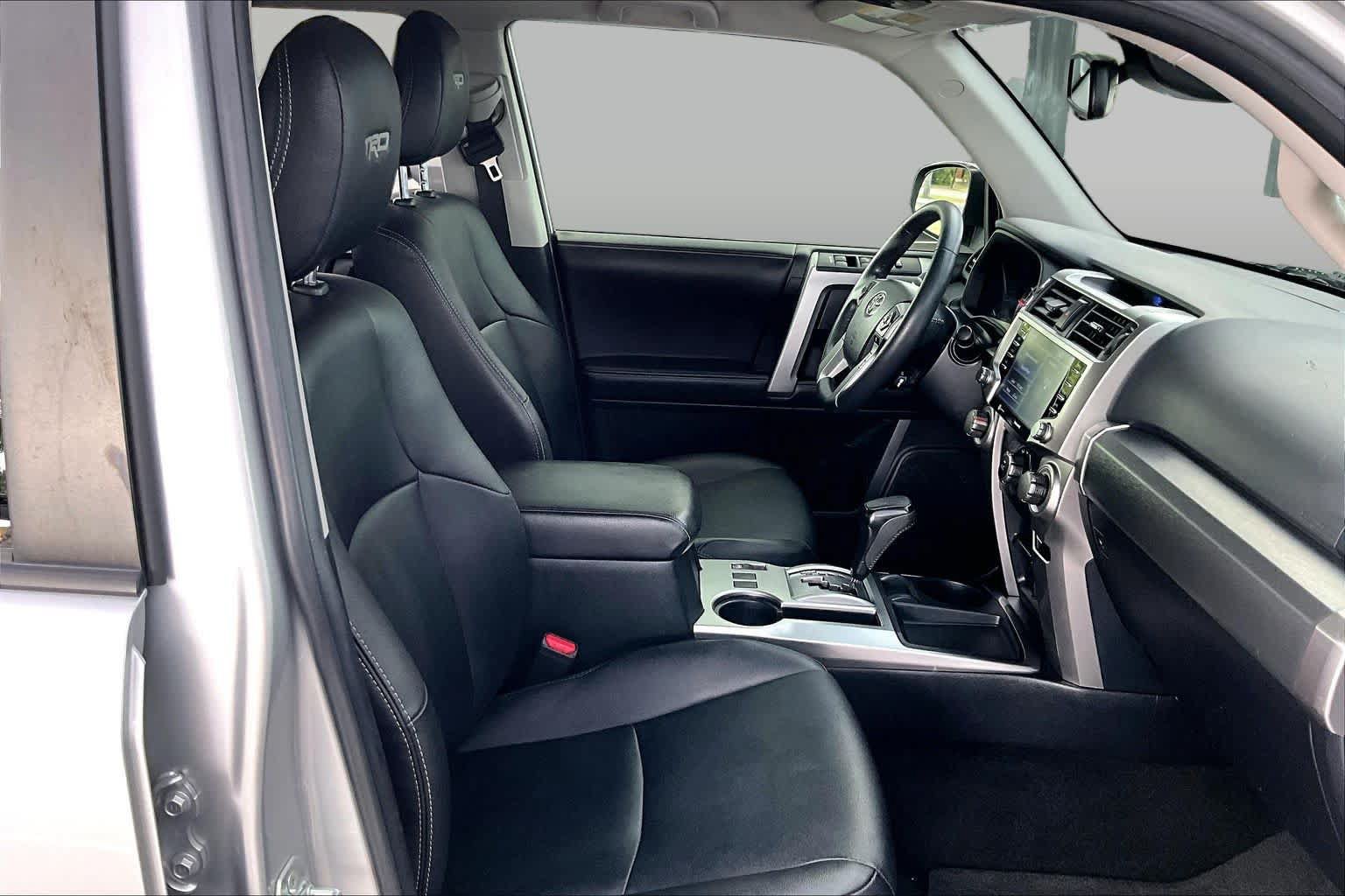 Used 2022 Toyota 4Runner TRD Sport RWD image 9