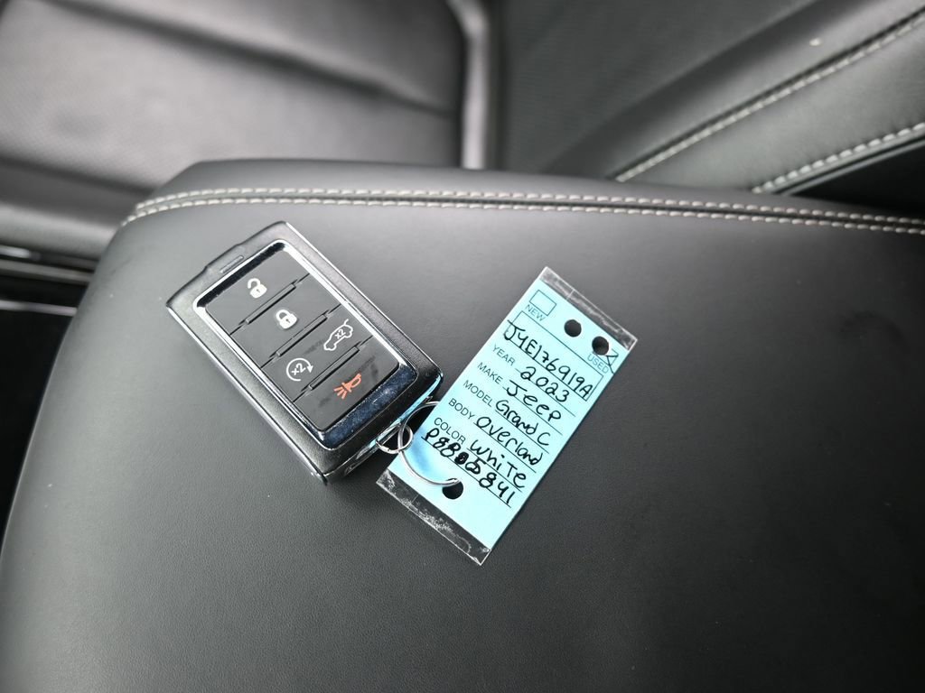 Used 2023 Jeep Grand Cherokee L Overland image 42