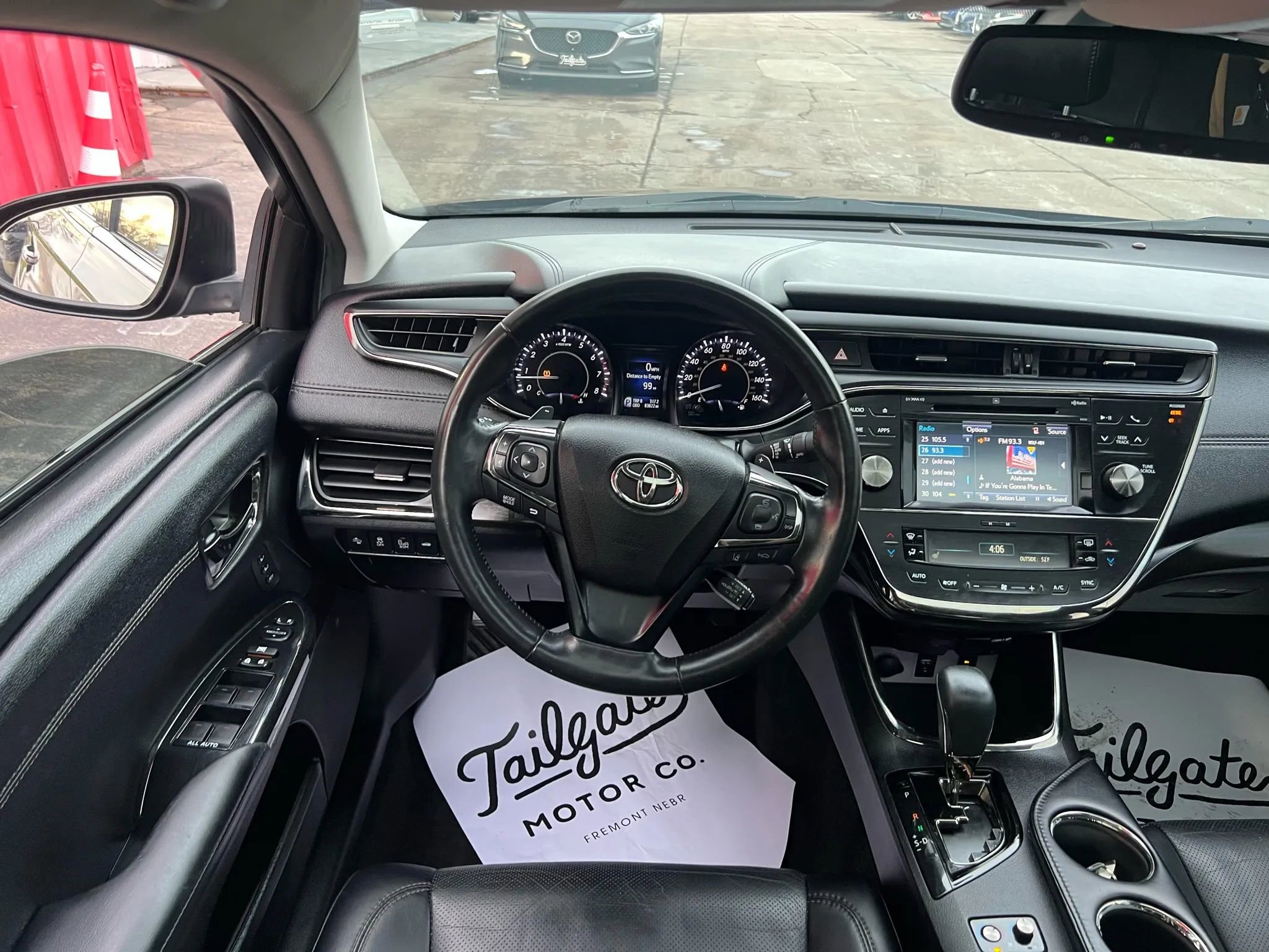 Used 2018 Toyota Avalon Limited image 20