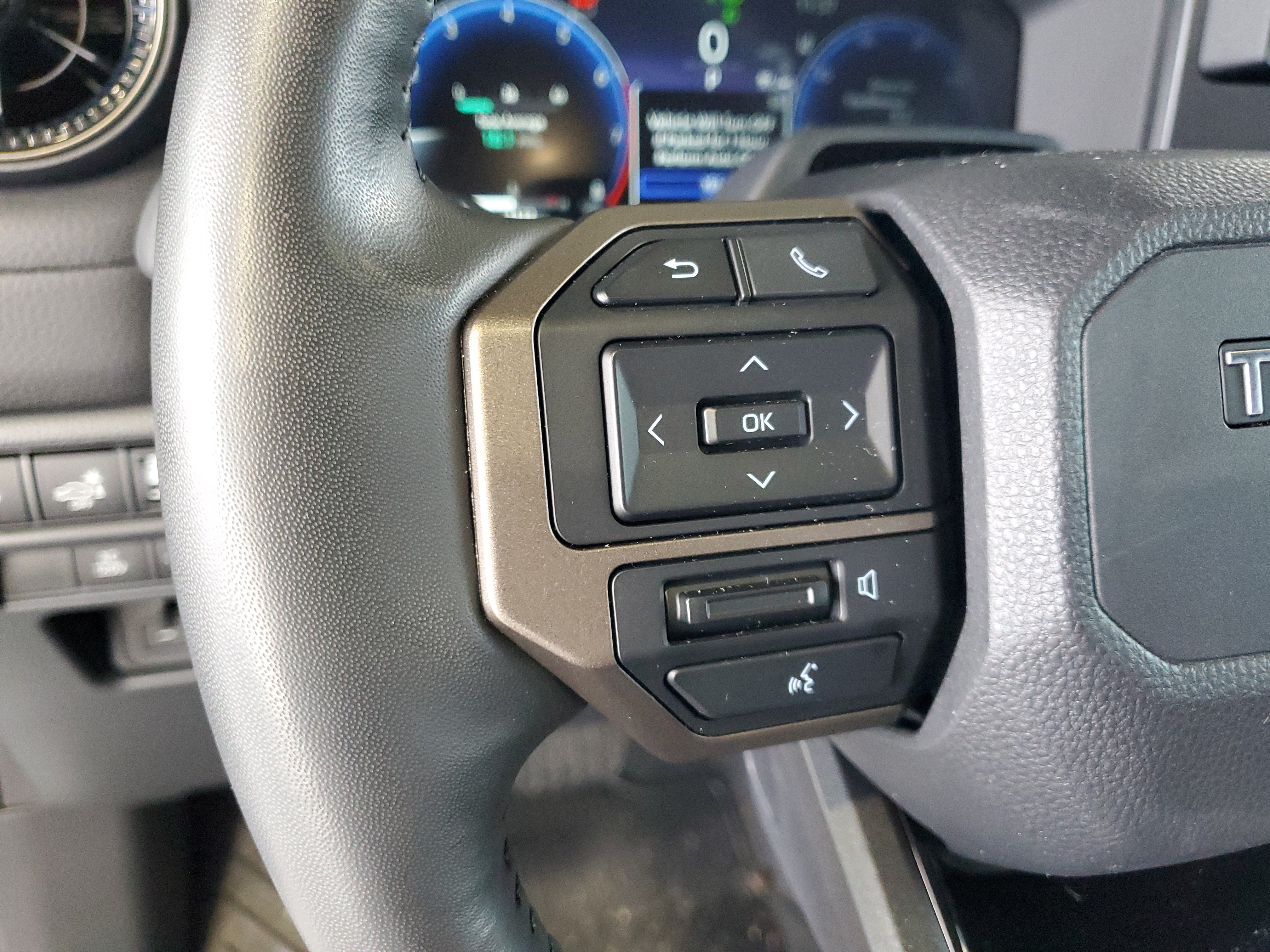 Used 2024 Toyota Land Cruiser w/ Premium Package AWD/4WD image 23