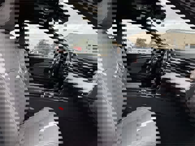 Certified 2025 Toyota Camry SE image 17