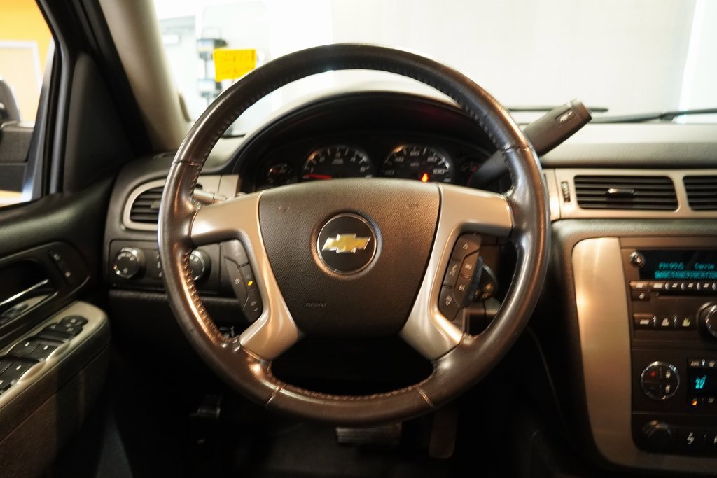 Used 2013 Chevrolet Avalanche LT w/ Suspension Package, Off-Road image 18