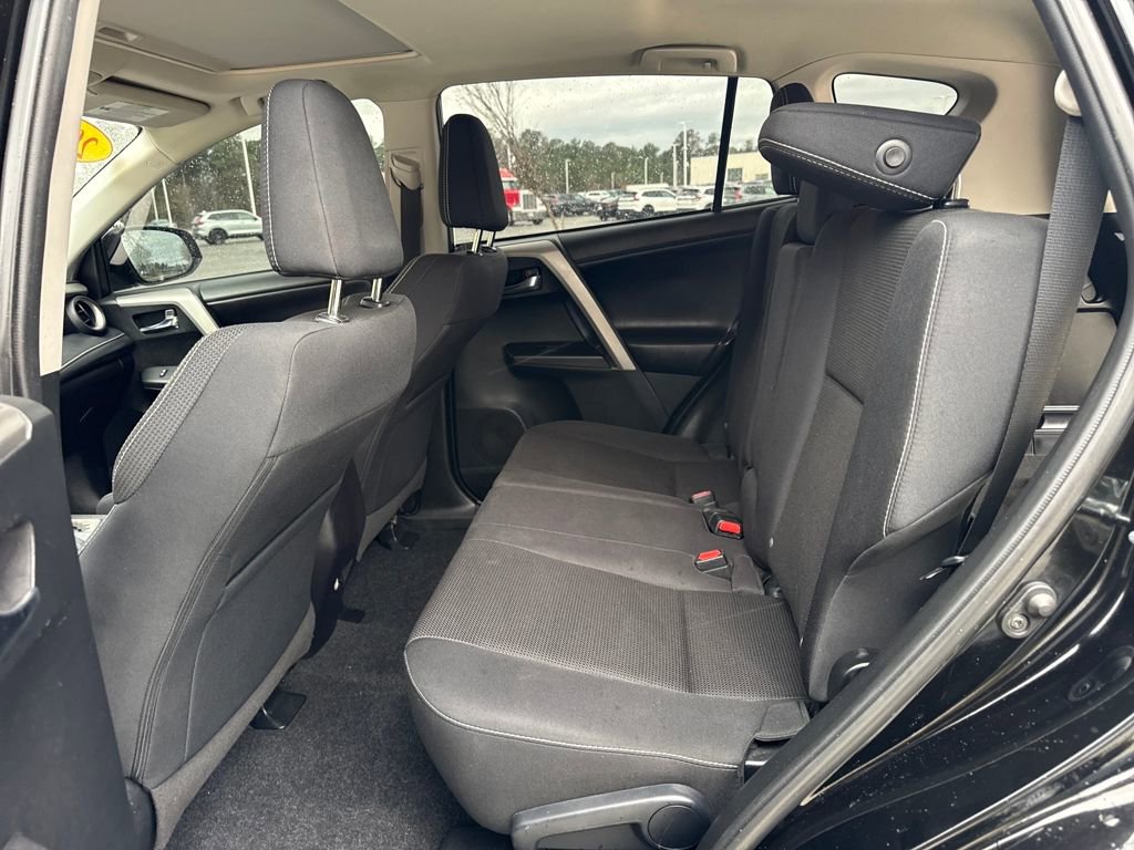 Used 2018 Toyota RAV4 XLE image 23