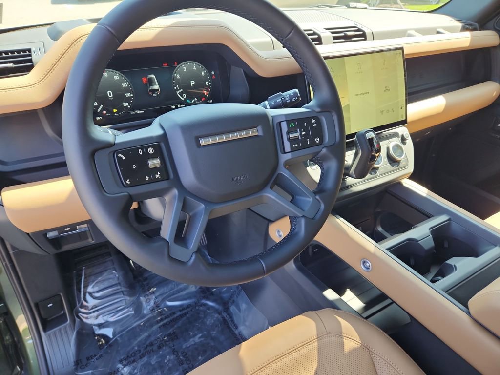 New 2026 Land Rover Defender 130 X-Dynamic SE image 14