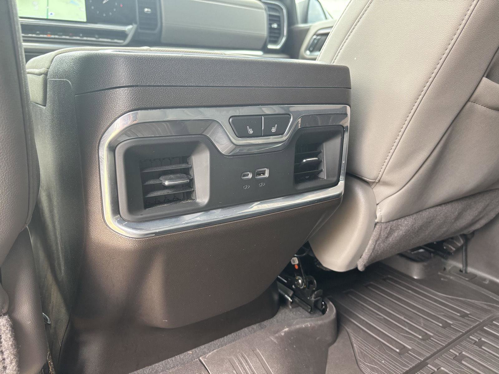 Used 2024 GMC Sierra 1500 SLT AWD/4WD image 22