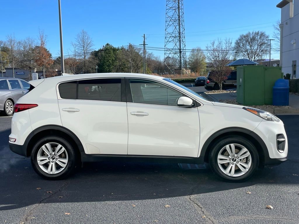 Used 2017 Kia Sportage LX image 7