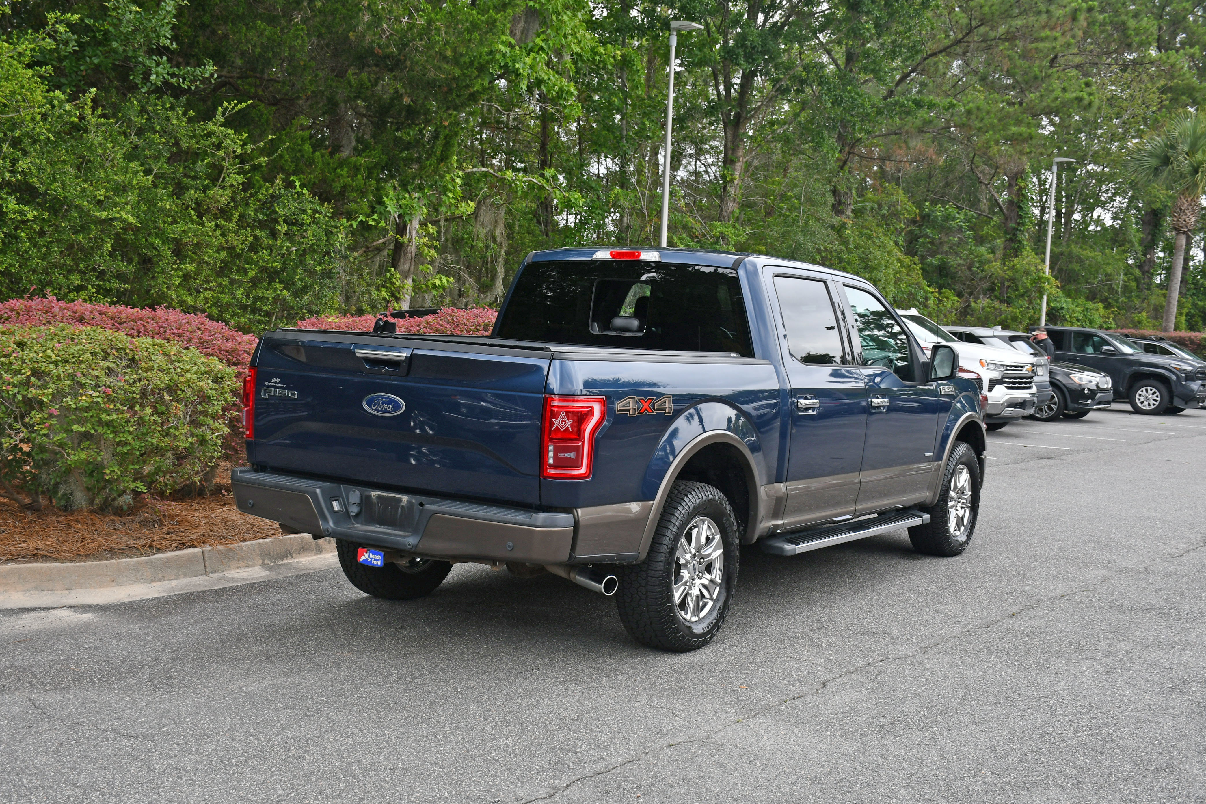 Used 2016 Ford F150 Lariat w/ Equipment Group 502A Luxury AWD/4WD image 4