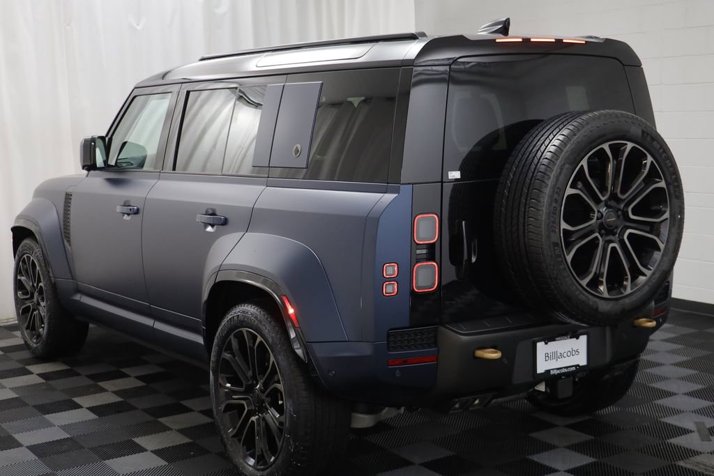 New 2026 Land Rover Defender 110 OCTA image 16